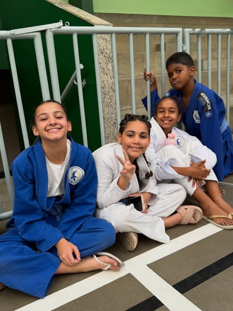 Alunos no Centro Educacional Kairós